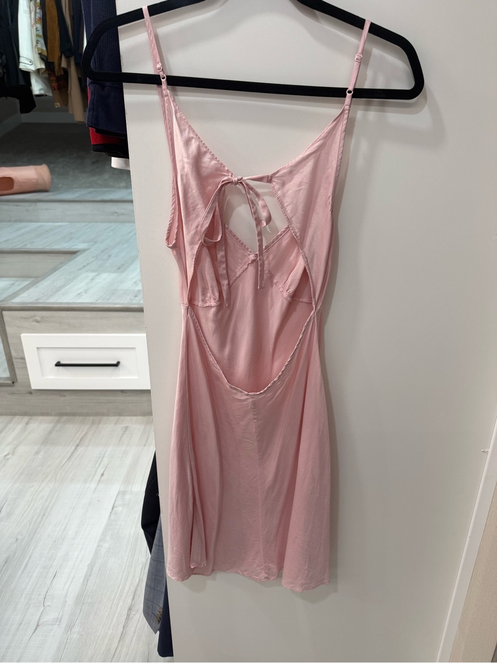 Victoria’s Secret 100% Silk Pink Slip Dress Open Back Chemise Size Small - Picture 7 of 7
